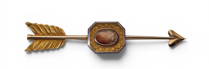 1200BDC8-6679-4E83-8618-CEA3972B69FB Broche Flèche