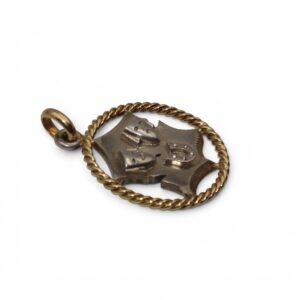 324A83EE 44CE 497C AEA7 559ABAA81C57 1 105 C Boucheron, Pendentif Médaillon porte-bonheur