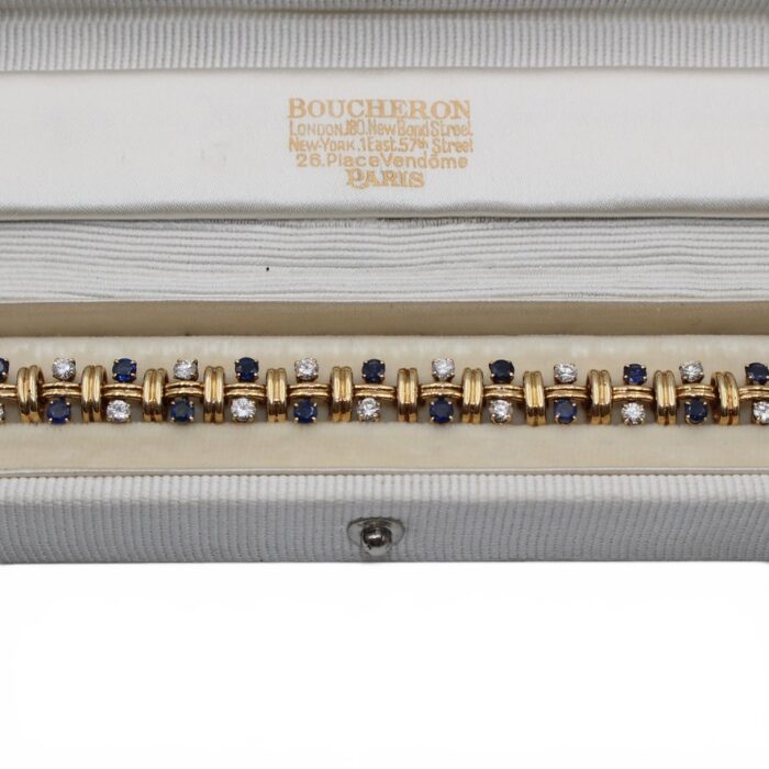 4490263B 65D1 4F23 8483 678C920DA5A7 1 105 C Boucheron, Bracelet Diamants et Saphirs