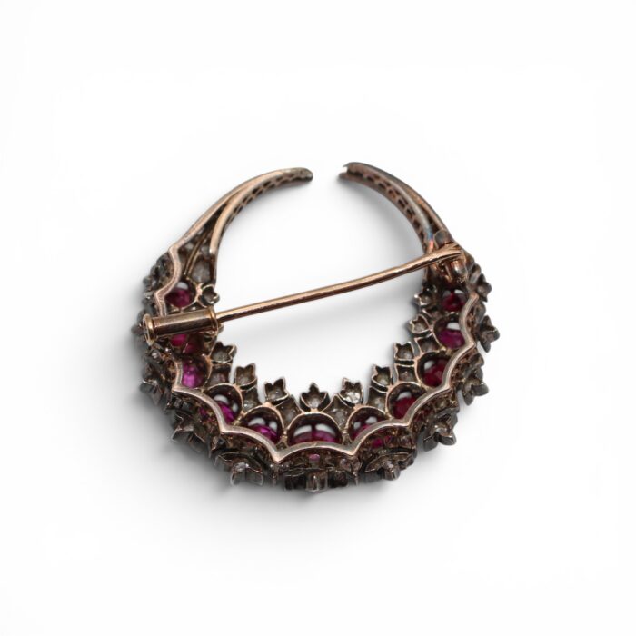 53C525B3-8A66-4701-810D-19C1FA0D9260 Broche croissant, Belle Epoque