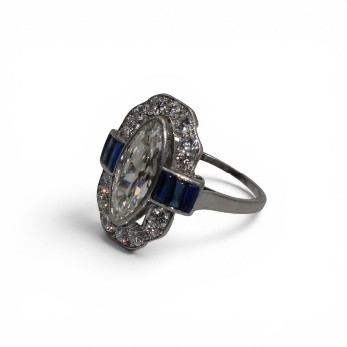 5F48D627-FDE2-4240-9C39-82F22E73C667 Bague Marquise Diamant Navette