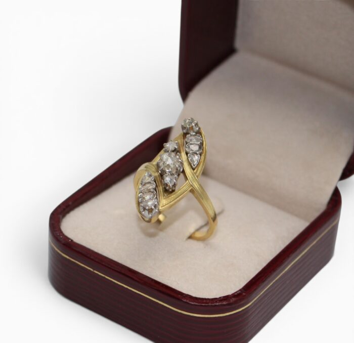 Bague marquise, Art Nouveau