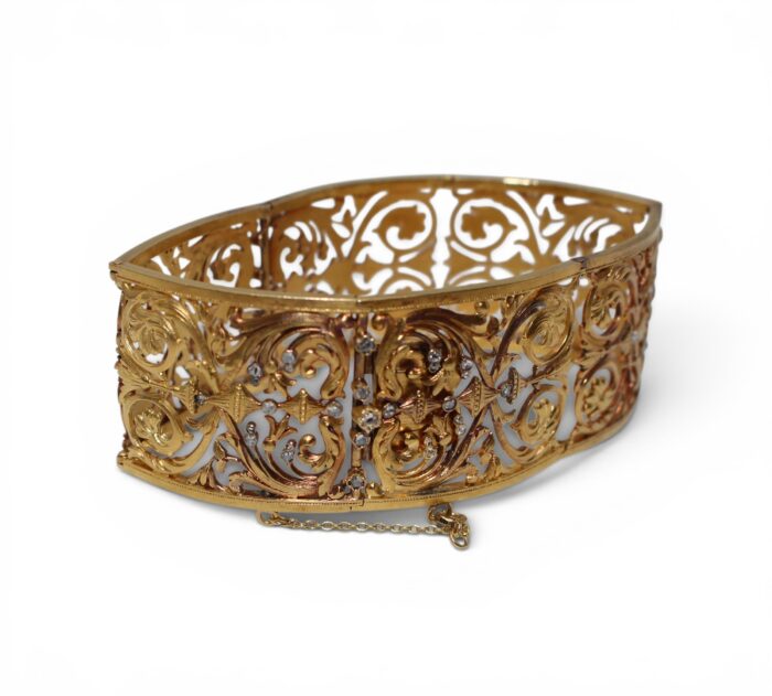 973F819C-763B-4B70-A20F-0B7AE0603E78 Bracelet, Neo-Renaissance XIXeme siècle