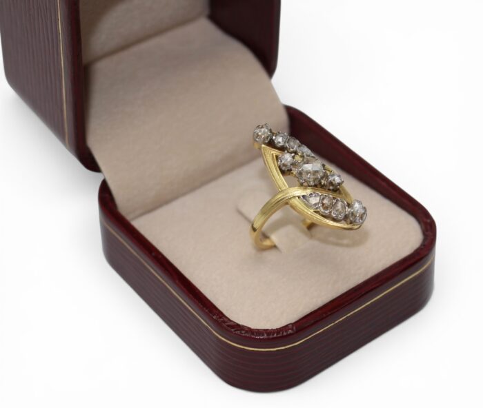 Bague marquise, Art Nouveau