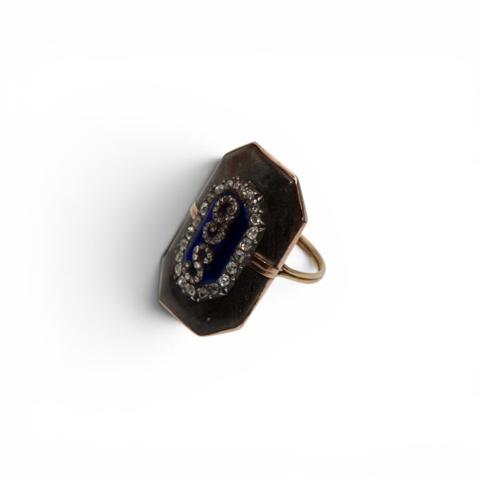 Sentimental ring,  18th century