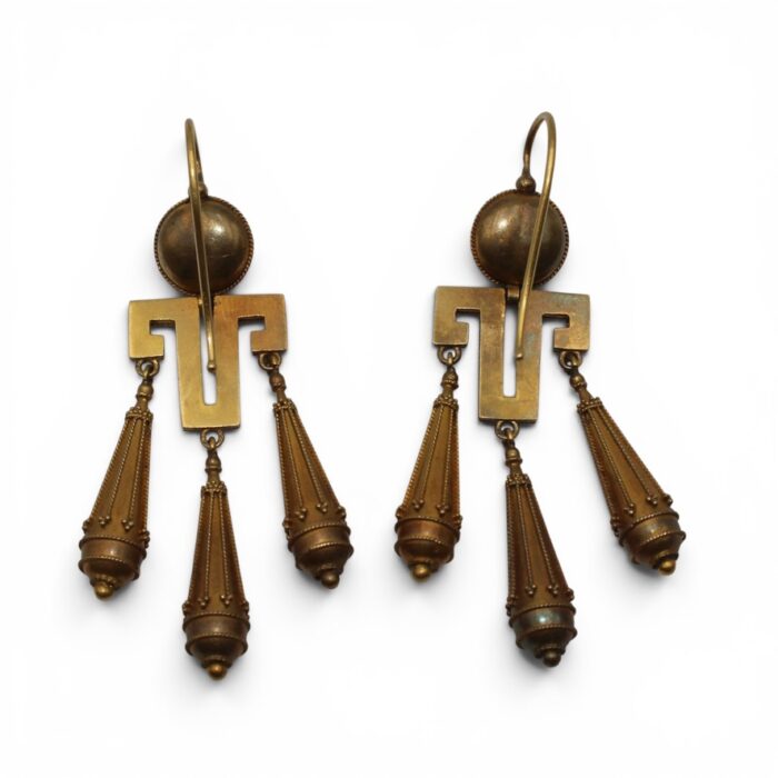 B971C018 7F9E 46CB 9255 560161288EE5 1 105 C Boucles d'oreilles, Style Etrusques, XIXe