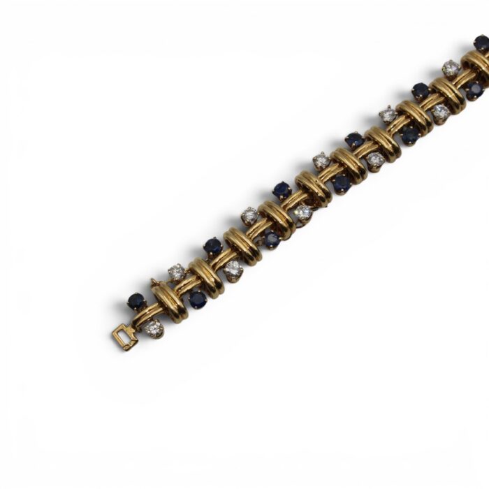 DD116FD3 C273 48C4 A19C F5CFA74C04B1 1 105 C Boucheron, Bracelet Diamants et Saphirs