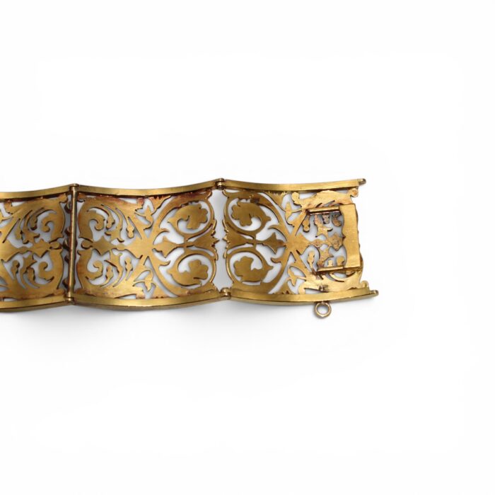 E6EB71DF-E845-4162-A43E-0085D78FDD35 Bracelet, Neo-Renaissance XIXeme siècle