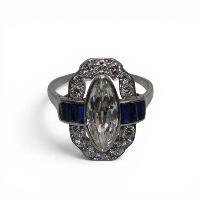 EB1EF3B8-805E-459D-8530-2797C6A81E9E Bague Marquise Diamant Navette