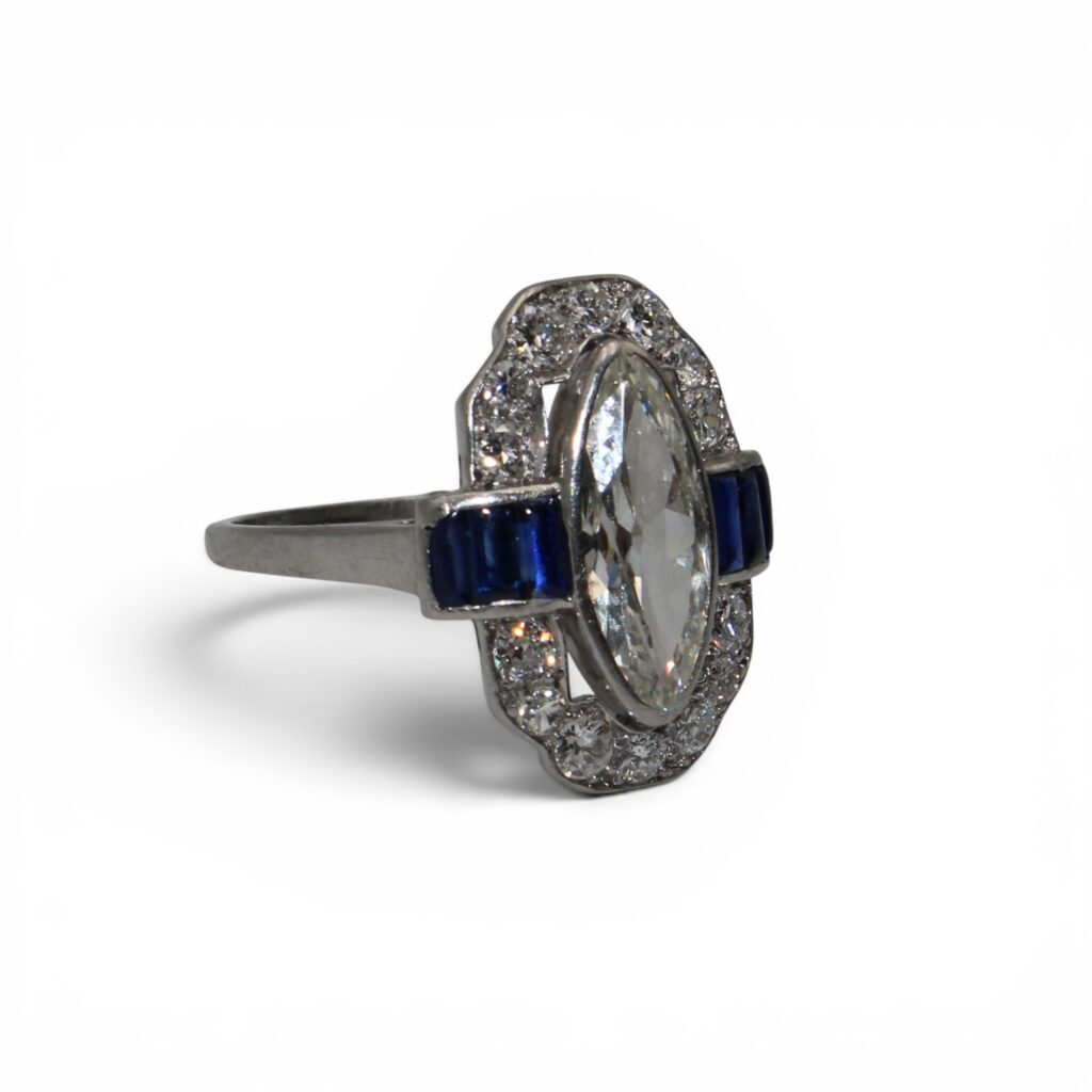 Bague Marquise Diamant Navette