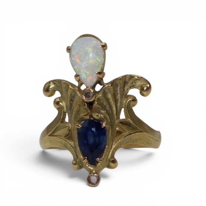 FAE3F5CF-0CDA-4A27-A2F3-9819071A99C7_1_105_c Duchess ring, Art Nouveau