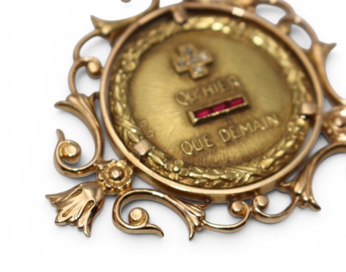 FEF21C9A-881B-4AC3-BBCA-D6ECA3B962A5 Augis, Médaille d'amour