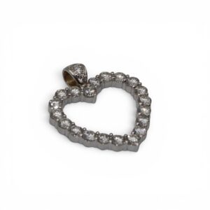 0E67E601 3172 4D5D AE53 CB656A69849B Pendentif Coeur, 2000