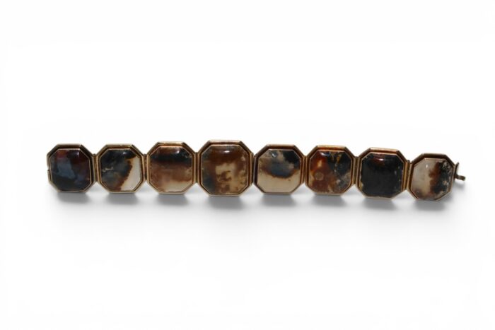 443F4401-0BB6-4C79-930E-C48DFE962BBA_1_105_c Agate Bracelet, XIXe