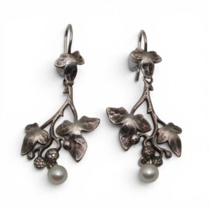 4697F354 0C65 4335 8CDE 274137CCB59C Boucles d'oreilles, Art Nouveau