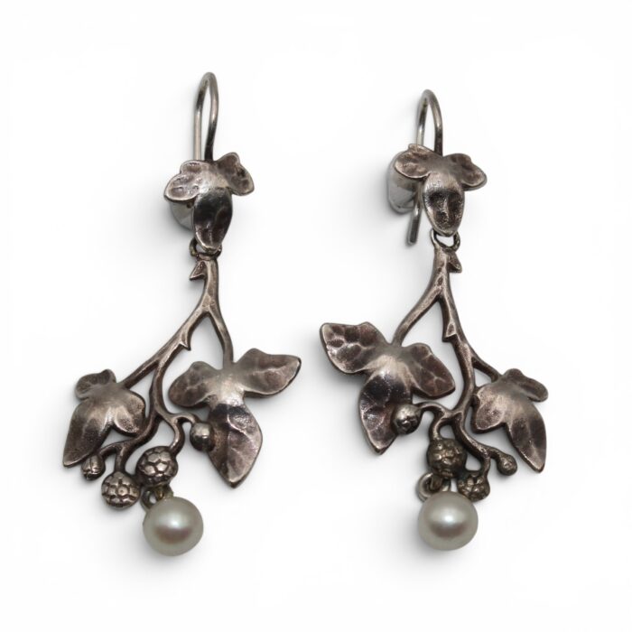 4697F354 0C65 4335 8CDE 274137CCB59C Boucles d'oreilles, Art Nouveau