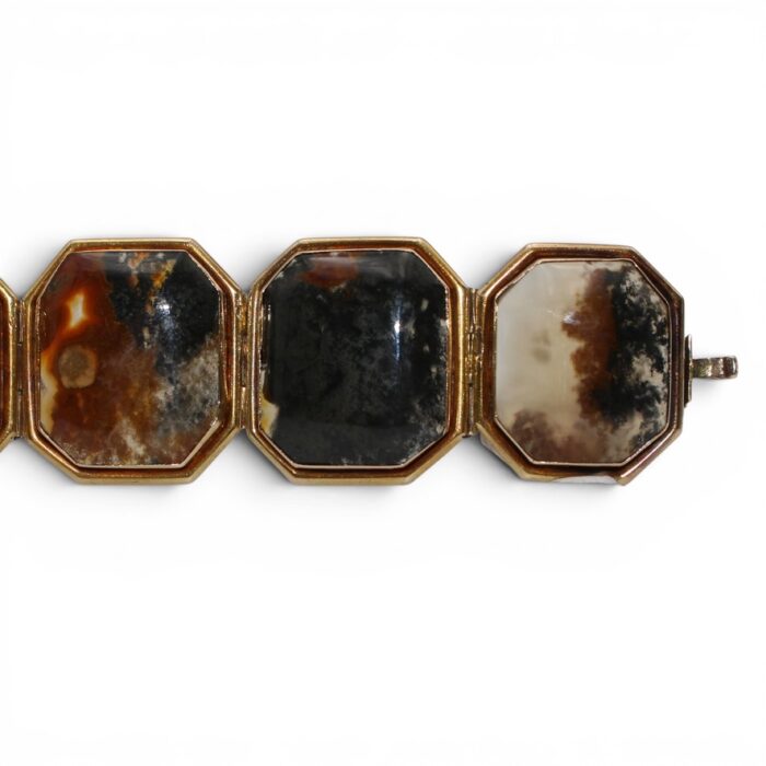 61FC2216-A546-41F4-8F13-97BD680AAA1C_1_105_c Agate Bracelet, XIXe