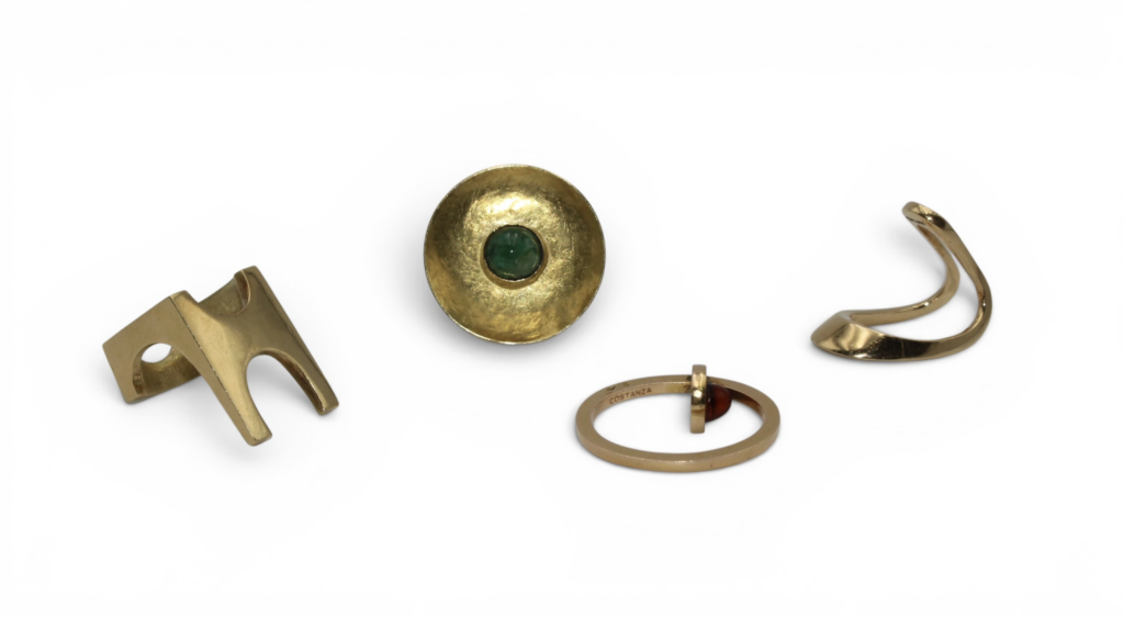Costanza, Bague coupe