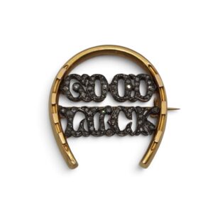 Broche, Fer à cheval