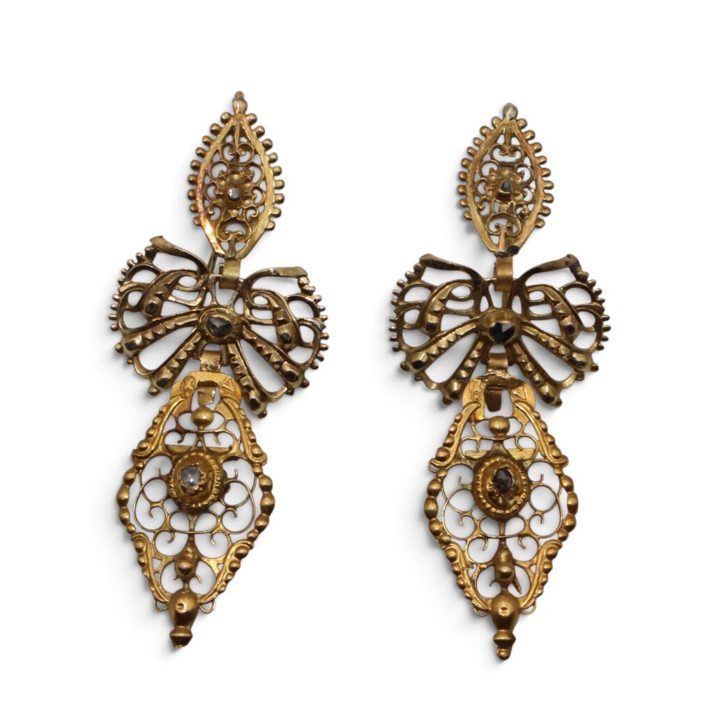 Boucles d&rsquo;oreilles, Portugal, début XIX